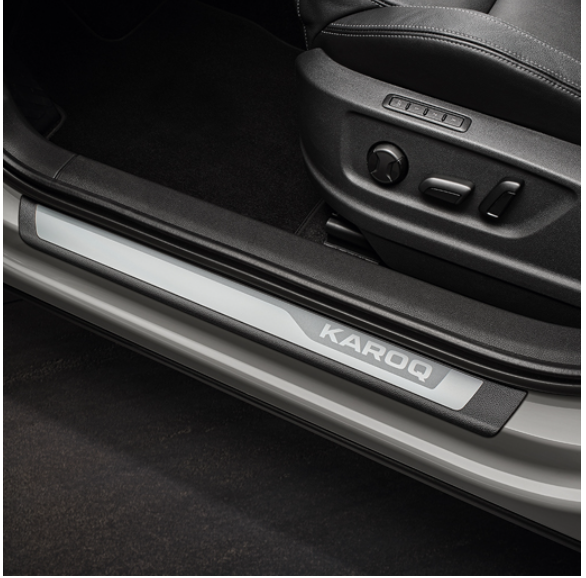 Skoda karoq online boot sill protector