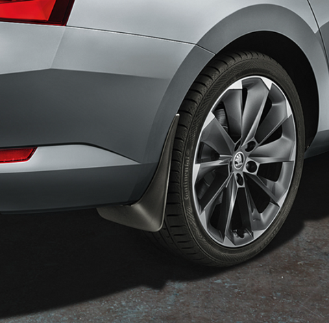 SKODA Superb Rear Mudflaps (Fully Fitted Price)